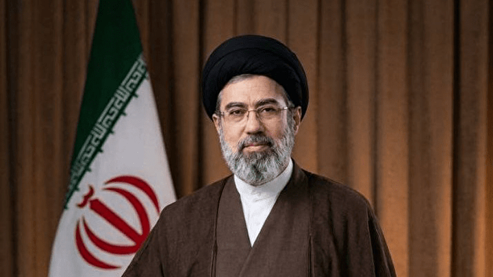 قائد الثورة آية الله السيد مجتبى الخامنئي نشر لأول مرة