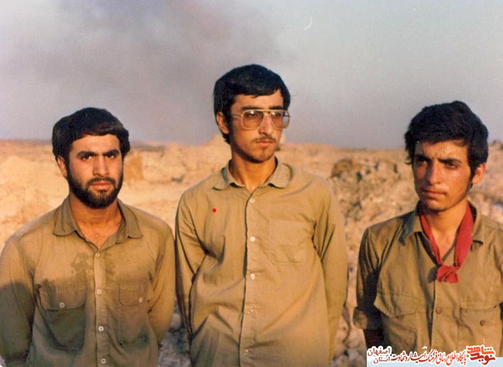 نگاهی به زندگی شهید حسن رضایی باریکرسفی نگاهی به زندگی شهید حسن رضایی باریکرسفی