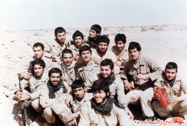 شهید صحرائی: اي مادرم كفنم را بياور تا بپوشم .. شهید صحرائی: اي مادرم كفنم را بياور تا بپوشم ..