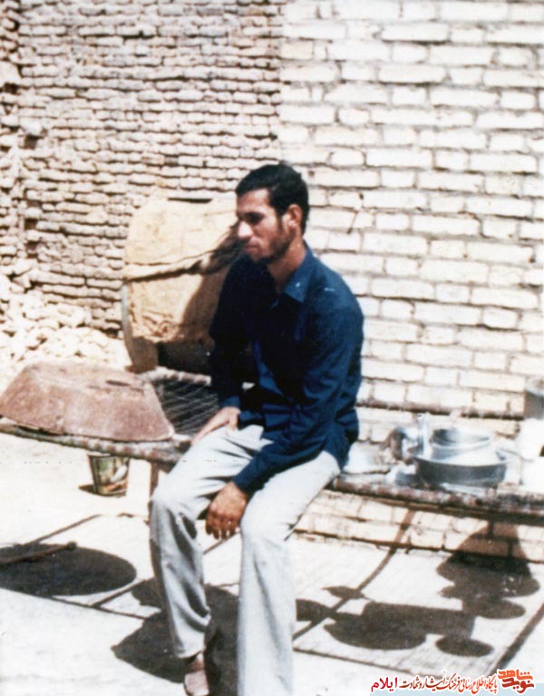 نگاهی کوتاه بر زندگینامه شهید حاتم ولی زاده از شهدای سرباز استان ایلام نگاهی کوتاه بر زندگینامه شهید حاتم ولی زاده از شهدای سرباز استان ایلام