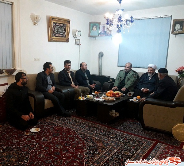 دیدار با خانواده دو شهید گرانقدر مهدیشهر دیدار با خانواده دو شهید گرانقدر مهدیشهر