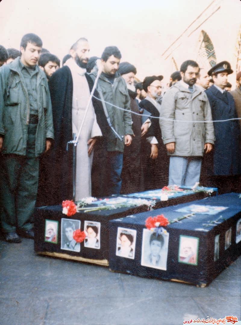 در 16 سالگی وارد زندگی جدید شدم/ هیچ تردیدی برای فعالیتهای انقلابی همسرم نداشتم در 16 سالگی وارد زندگی جدید شدم/ هیچ تردیدی برای فعالیتهای انقلابی همسرم نداشتم