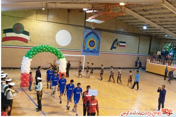 حضور تیم فوتسال بنیاد شهید کرمان در مسابقات جام رمضان حضور تیم فوتسال بنیاد شهید کرمان در مسابقات جام رمضان