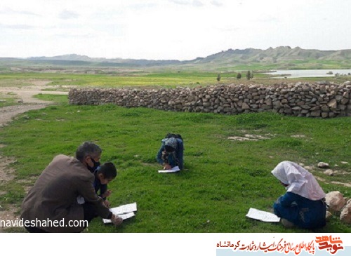 معلم جانباز همچنان با عشق میآموزد معلم جانباز همچنان با عشق میآموزد