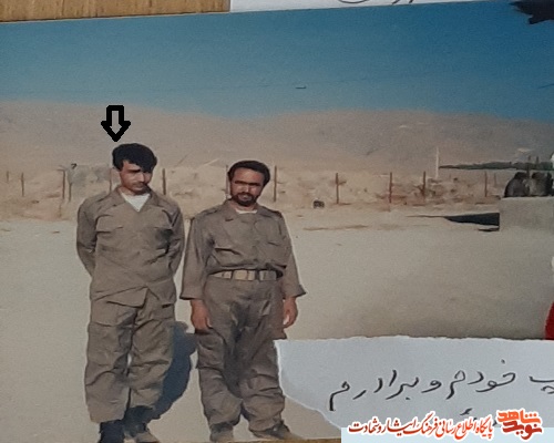 گفتگوی خواندنی با بسیجی داوطلبی که به سرباز کوچک خمینی (ره) معروف بود گفتگوی خواندنی با بسیجی داوطلبی که به سرباز کوچک خمینی (ره) معروف بود