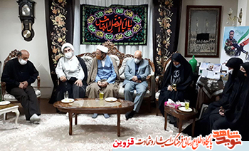 والدین شهدا الگوهای بارز وفاداری به انقلاب هستند