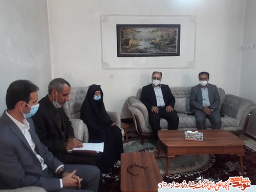 حل مشکلات ایثارگران باید در اولویت کار ادارات و نهادها قرار گیرد