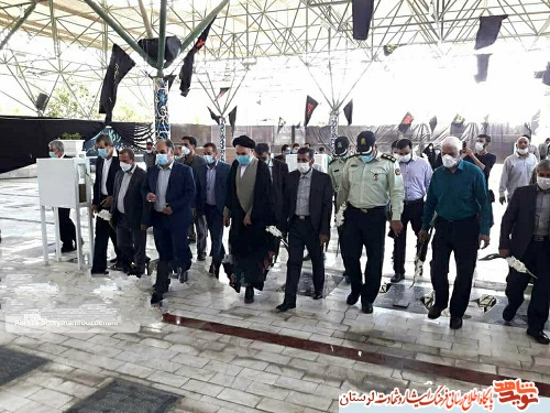 گزارش تصویری/بزرگداشت شهادت شهید صارمی و روز خبرنگار در بروجرد