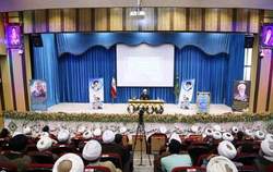 همایش تجلیل از اساتید بسیجی و ایثارگر حوزه