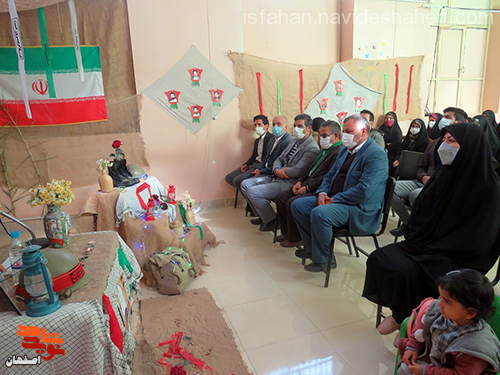 باید اهداف شهدا را به نسل جوان منتقل کنیم که ادامه دهنده راه شهدا باشند