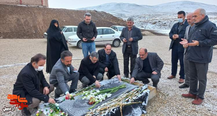 گلباران گلزار مطهر شهید گمنام در نمین انجام شد