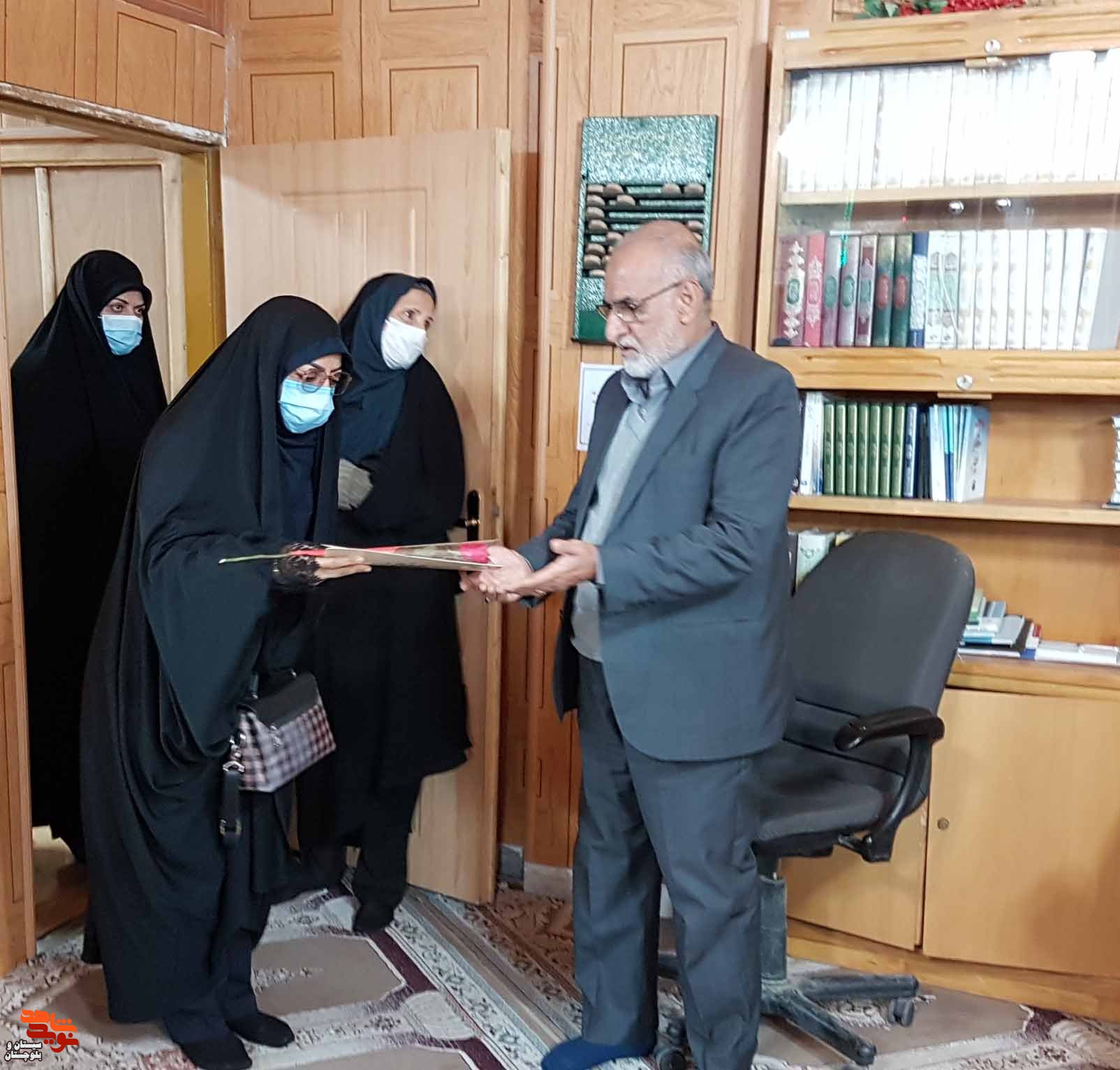 جشن ولادت حضرت فاطمه زهرا (س) و تقدیر از بانوان کارمند در زاهدان برگزار شد