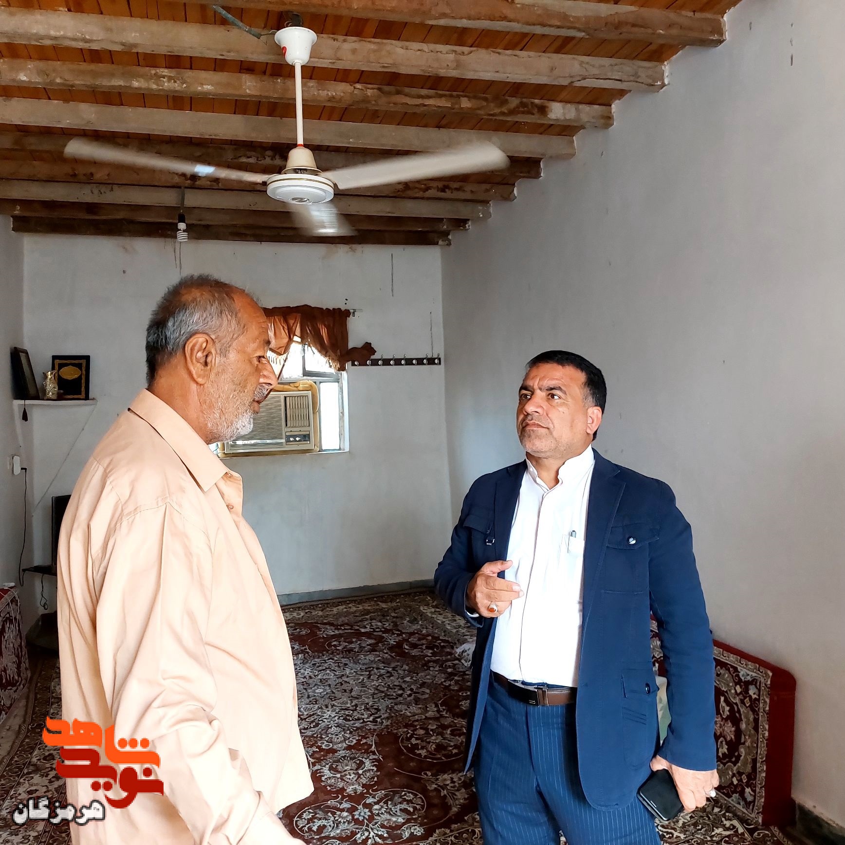 پدر شهید «موسی قاسمی قلعهقاضی» تجلیل شد پدر شهید «موسی قاسمی قلعهقاضی» تجلیل شد