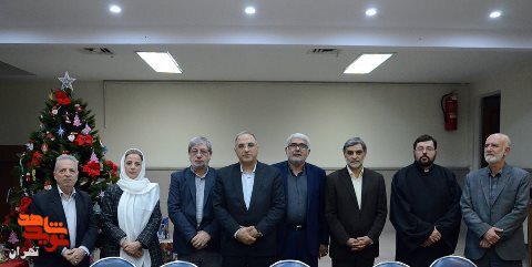 میز خدمت جامعه هدف ارامنه در کلیسا تارگمانچاتس مقدس+تصاویر