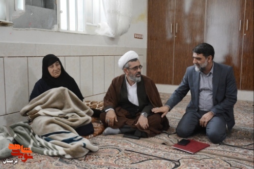 از مادر شهید «فتحعلی براتی» تجلیل شد