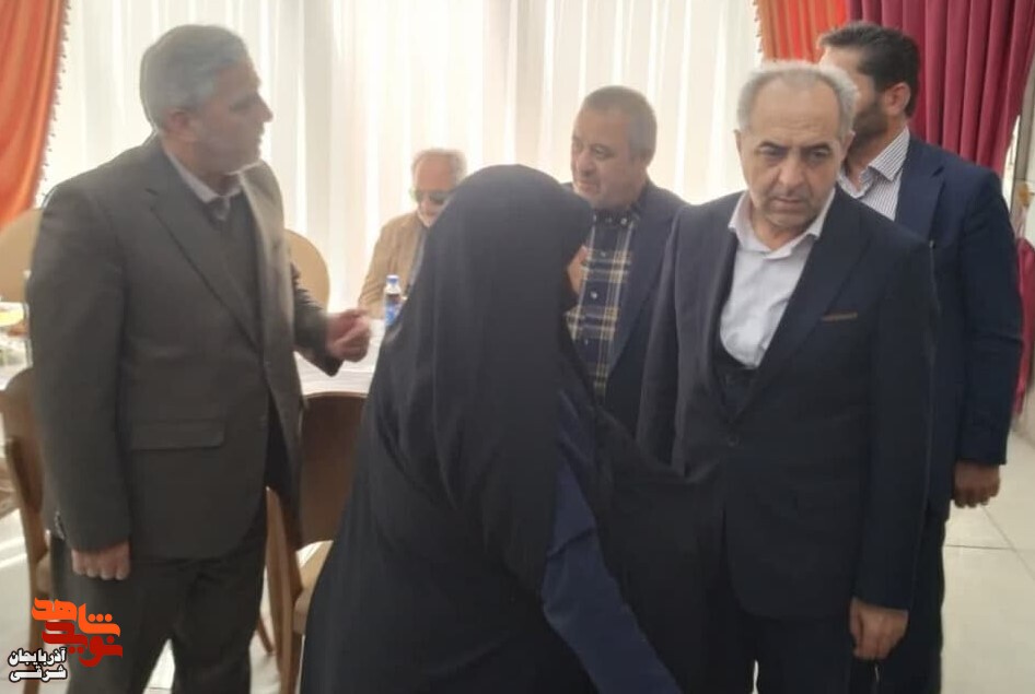 همسرانِ جانبازانِ سرافرازِ ۷۰ درصد مورد تجلیل قرار گرفتند همسرانِ جانبازانِ سرافرازِ ۷۰ درصد مورد تجلیل قرار گرفتند