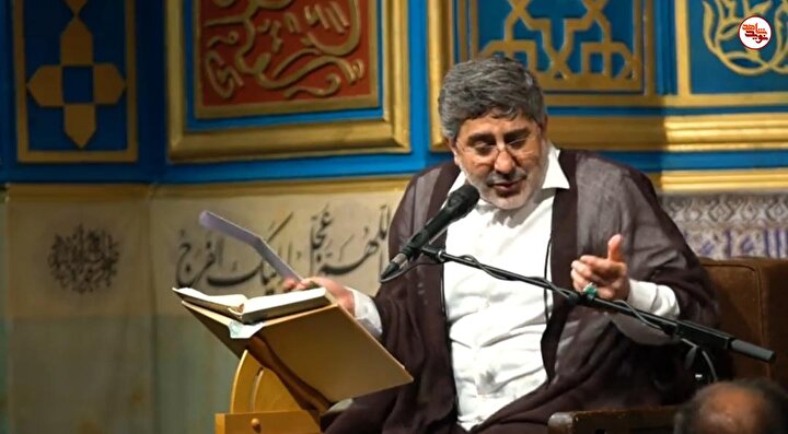 انسان با دو بال همت و محبت می‌تواند سفر خویش را آغاز کند