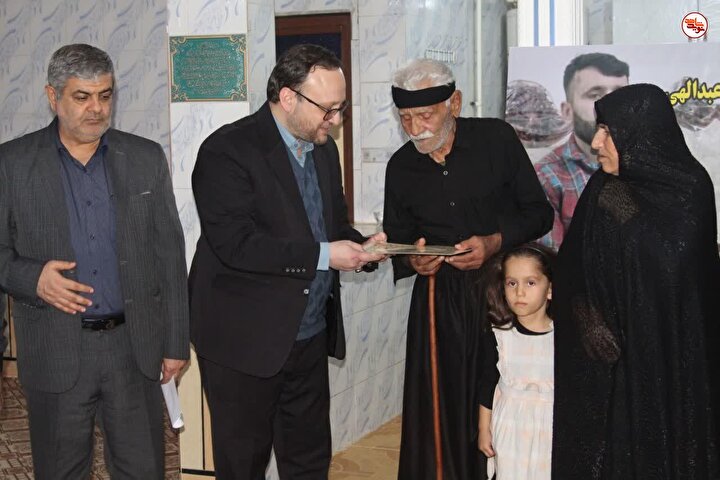 گزارش تصویری/ دیدار مدیر اداره کل امور فرهنگی و تبلیغات بنیاد شهید با خانواده...