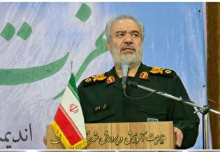 شهدا بزرگترین پشتوانه انقلاب اسلامی هستند