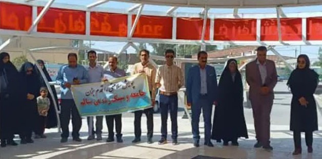غبارروبی و عطرافشانی مزار مطهر شهدای گمنام شهرستان هامون