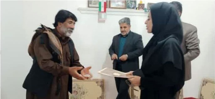 غبارروبی و عطرافشانی مزار مطهر شهدای گمنام شهرستان هامون