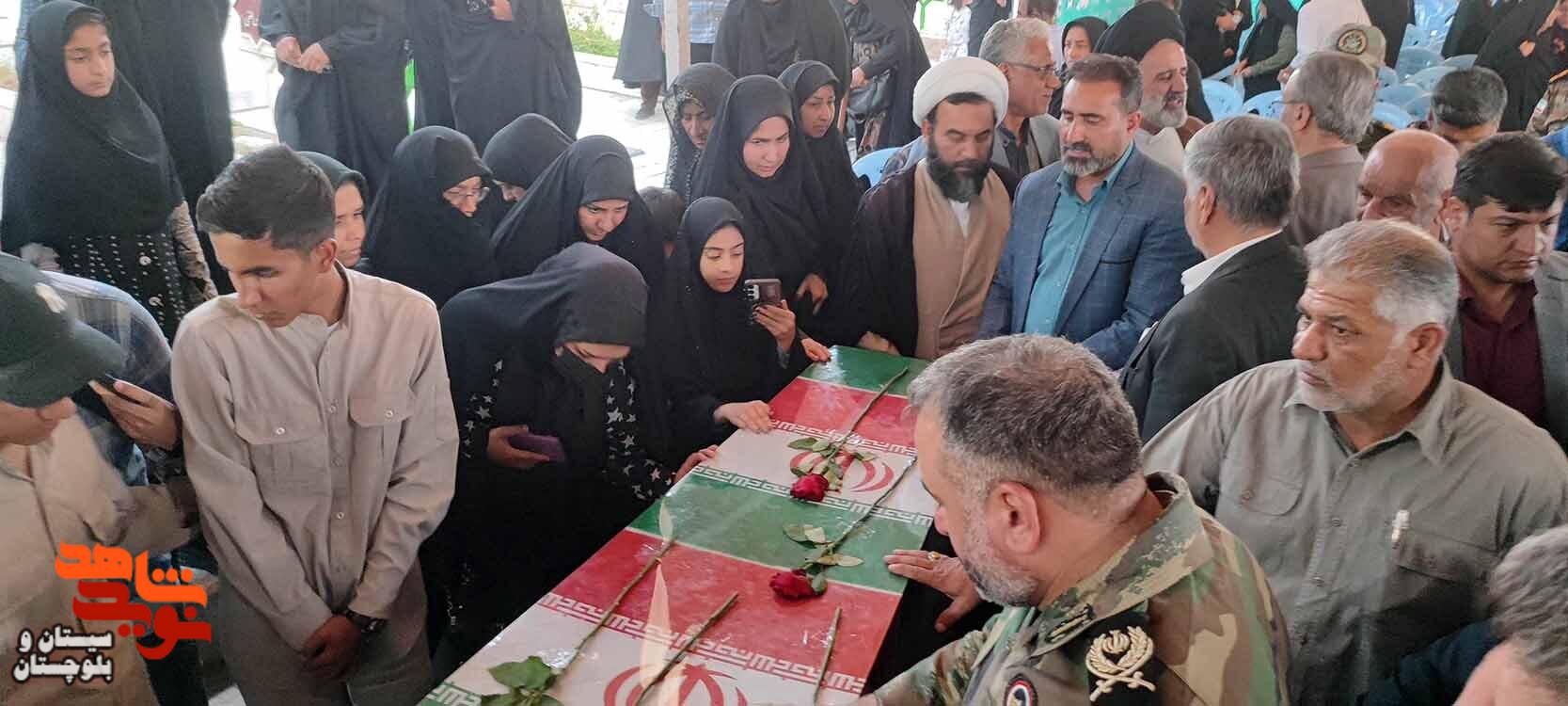 مراسم وداع با پیکر شهید اهل سنت«جلال نوکری» و گرامیداشت سوم خرداد در زاهدان برگزار شد