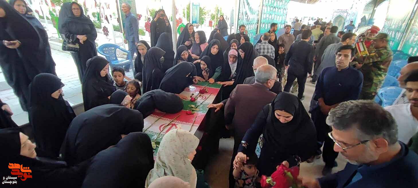 مراسم وداع با پیکر شهید اهل سنت«جلال نوکری» و گرامیداشت سوم خرداد در زاهدان برگزار شد