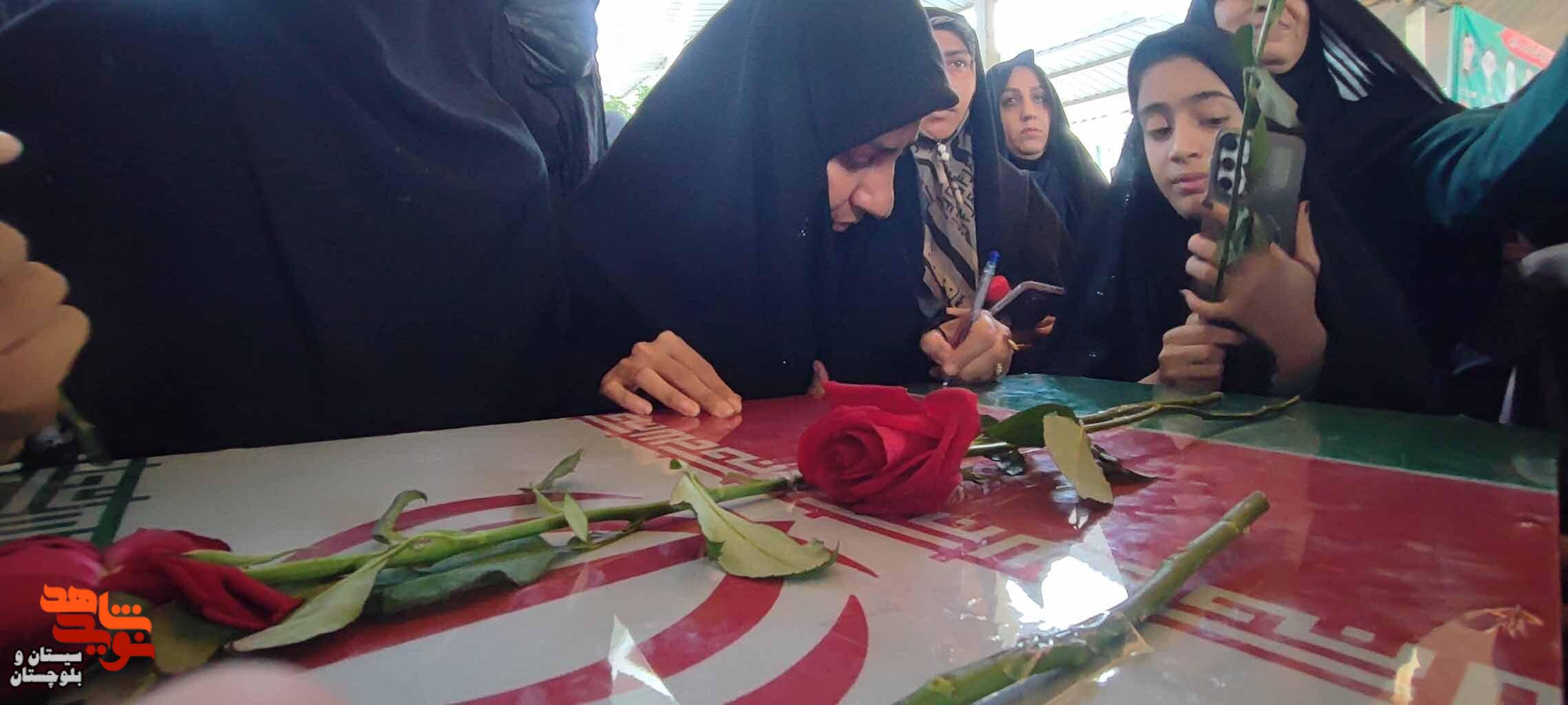مراسم وداع با پیکر شهید اهل سنت«جلال نوکری» و گرامیداشت سوم خرداد در زاهدان برگزار شد