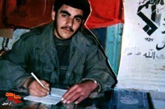 لازم است انسان از ستمدیدگان دفاع کند