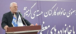 فرزندان شهدا یادگاران ارزشمند انقلاب هستند