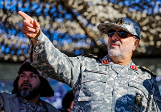 رونمایی از اثر هنری سپهبد شهید «محمد پاکپور» در...