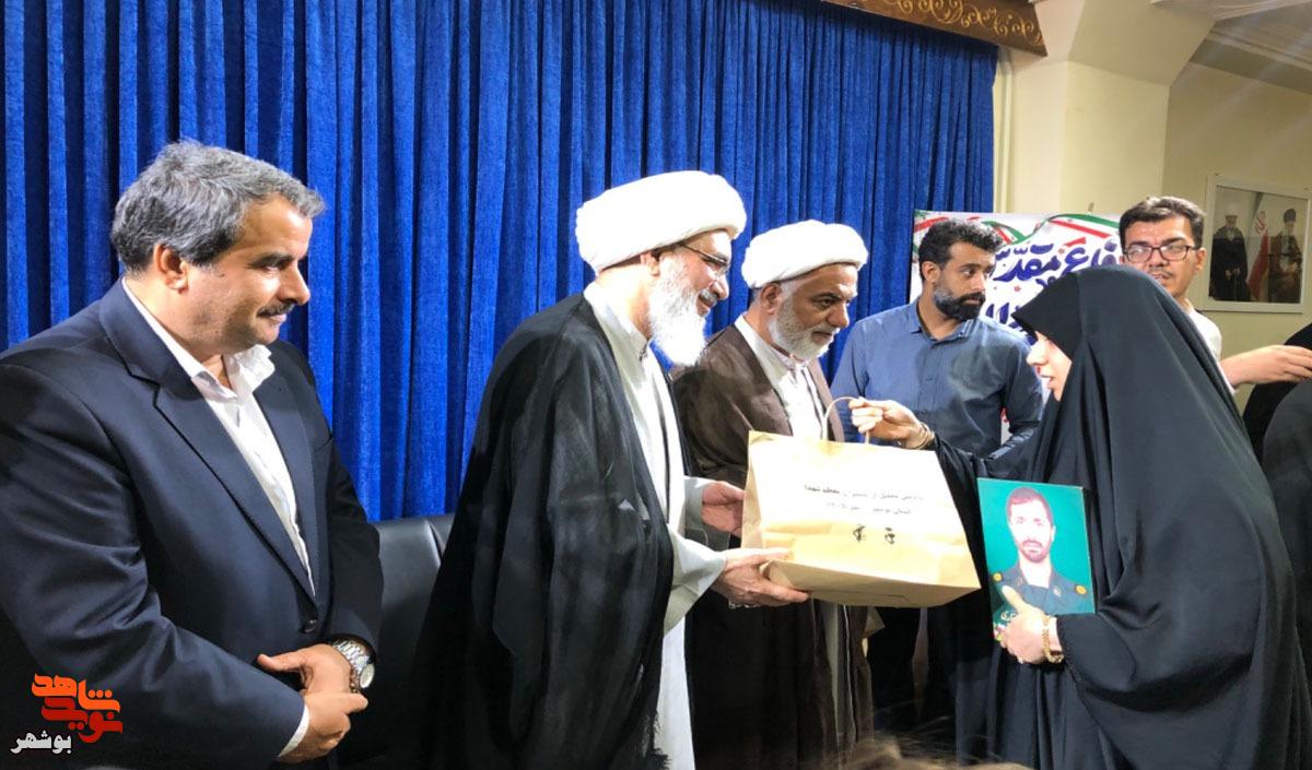 قاب‌هایی از دورهمی پرمهر یادگاران شهدای بوشهر
