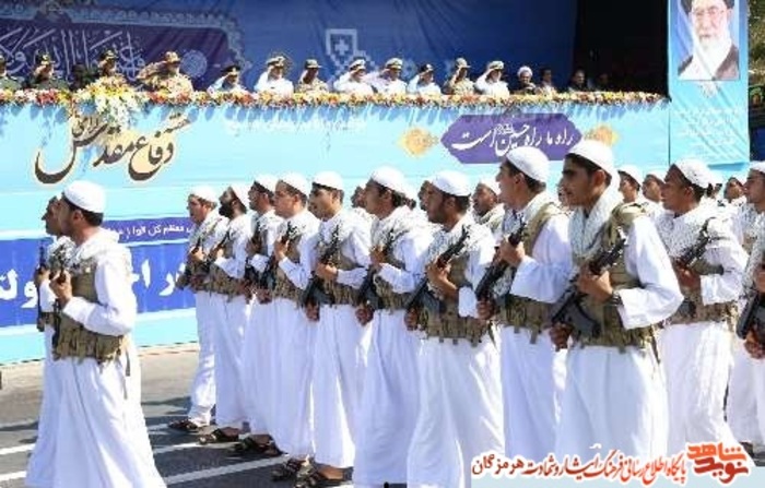 رژه بسیجیان اهل سنت دریا دل هرمزگان 