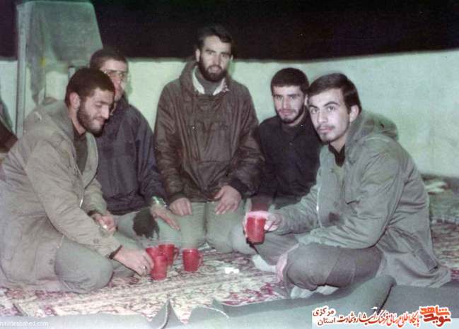 از چپ: سید مجید قریشی - غلام دولت آبادی - جواد فضلعلی - شهید محمدرضا زاهدی - جواد یجیایی