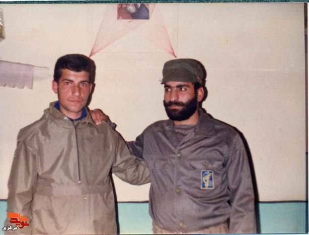 از چپ: سید حسن طبائی - پاسدار سید حسین طبائی 